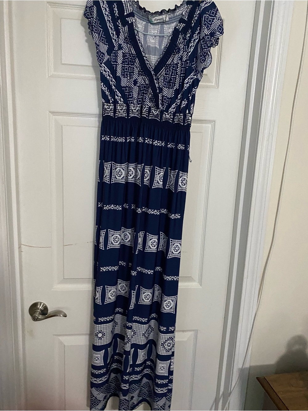 Navy & White Printed V‑Neck Maxi Dress